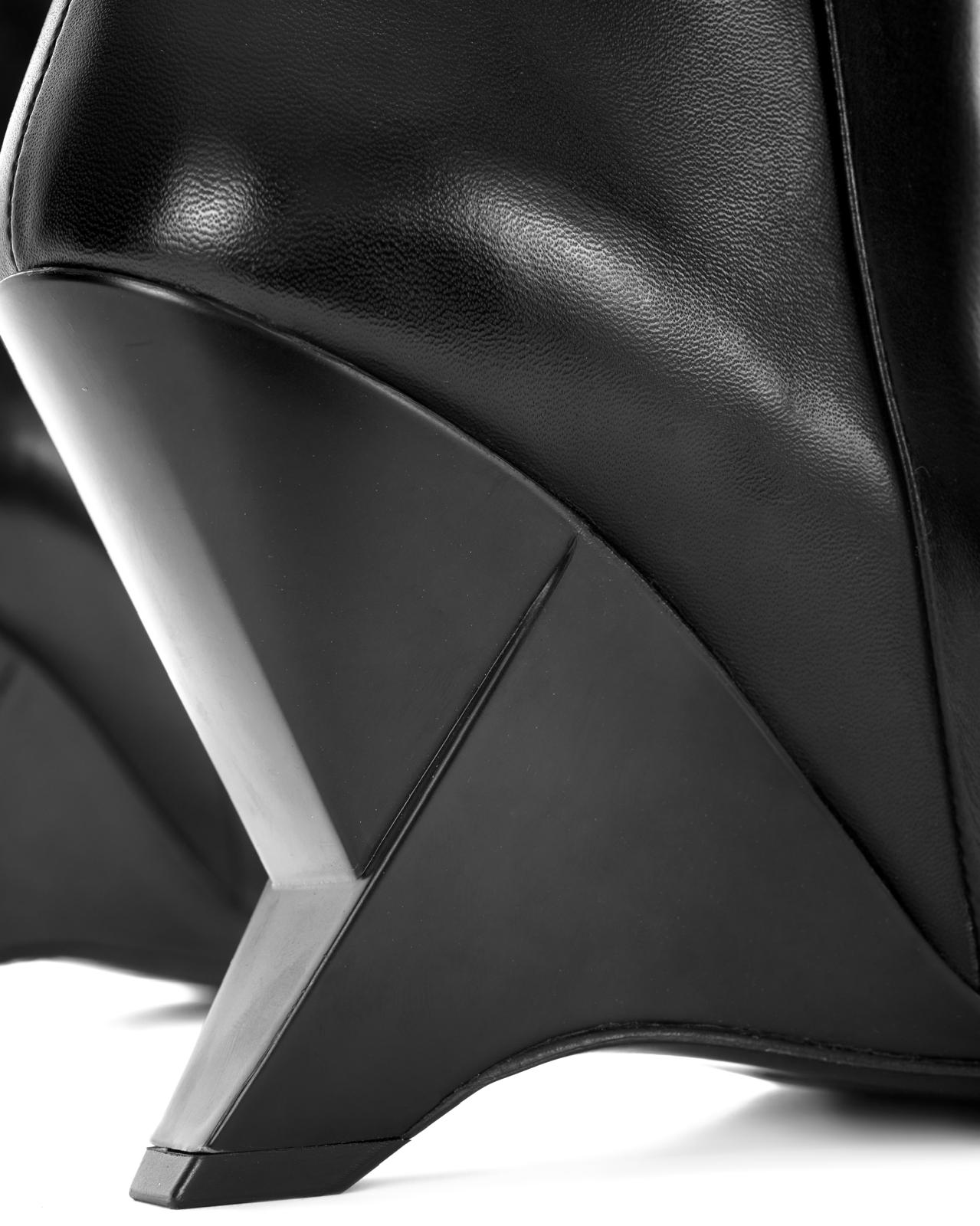 Leather boots