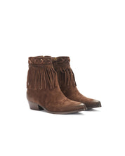 Texan boots in suede