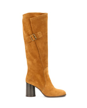 Suede boots