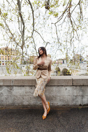 En cuir et en daim décolleté