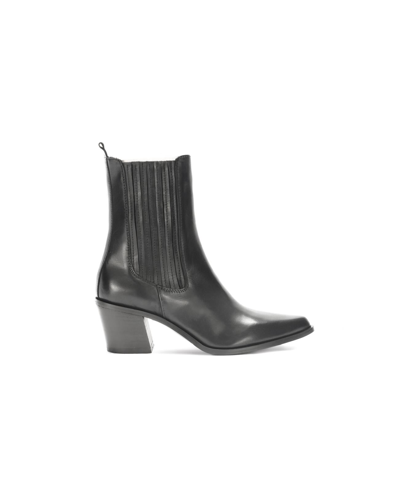 Texan boots in leather