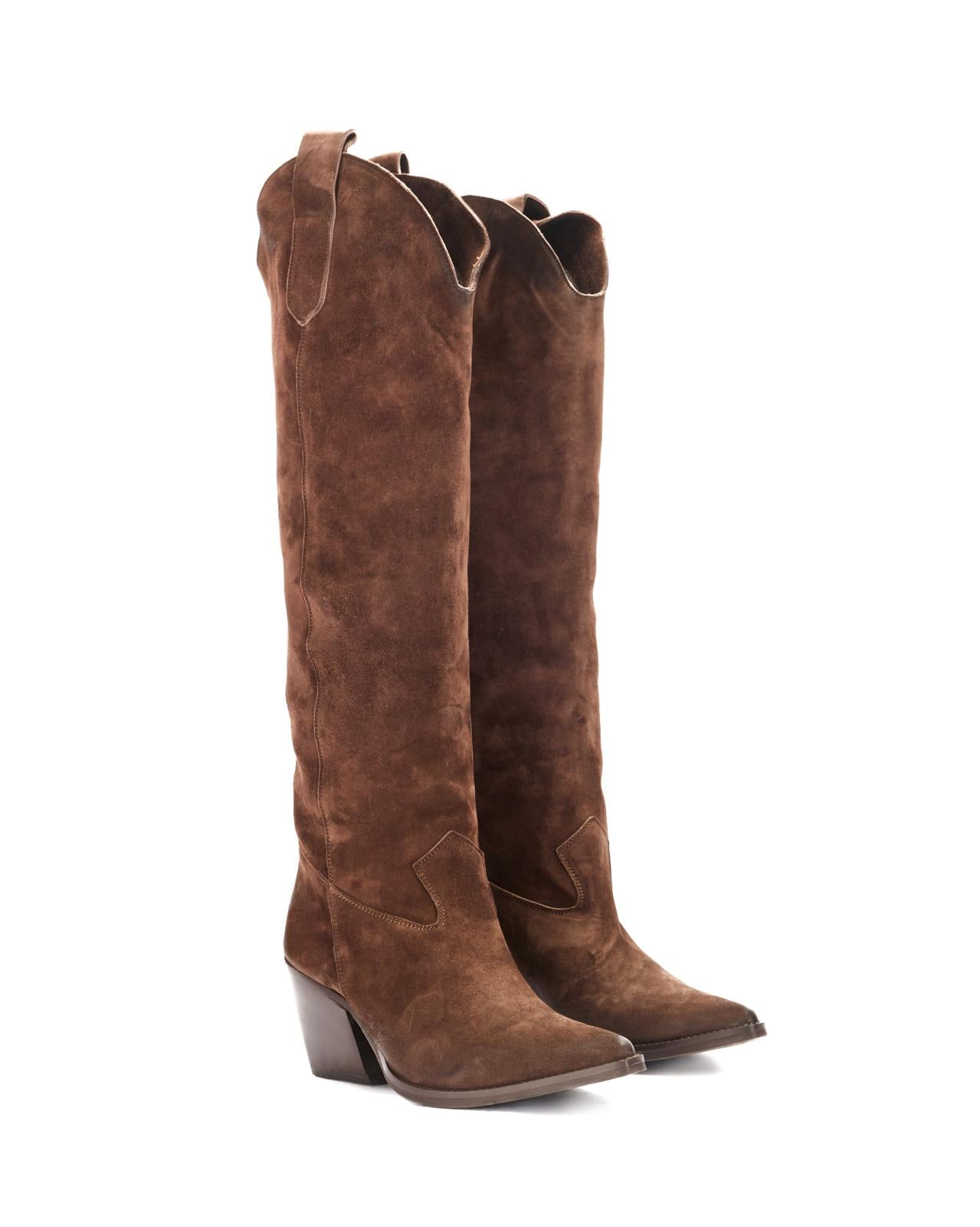 Botas texanas em camurça