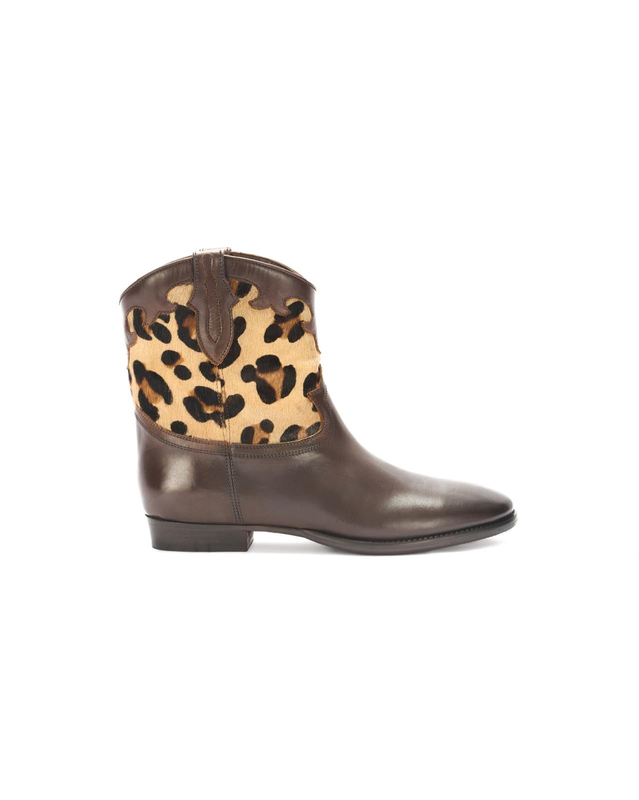 Texan boots in leather