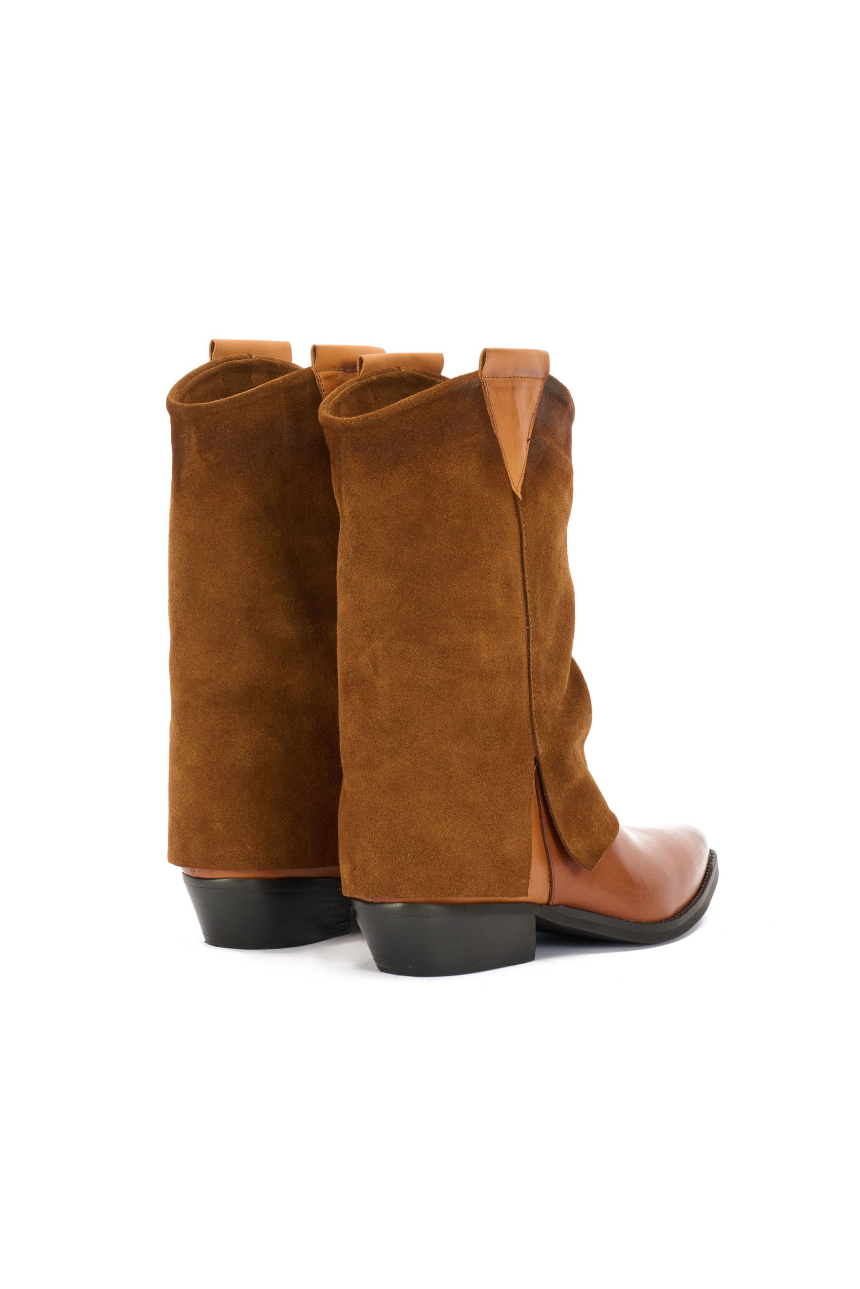 LEDERSTIEFELETTEN MIT WILDLEDERUMSCHLAG