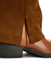 LEDERSTIEFELETTEN MIT WILDLEDERUMSCHLAG