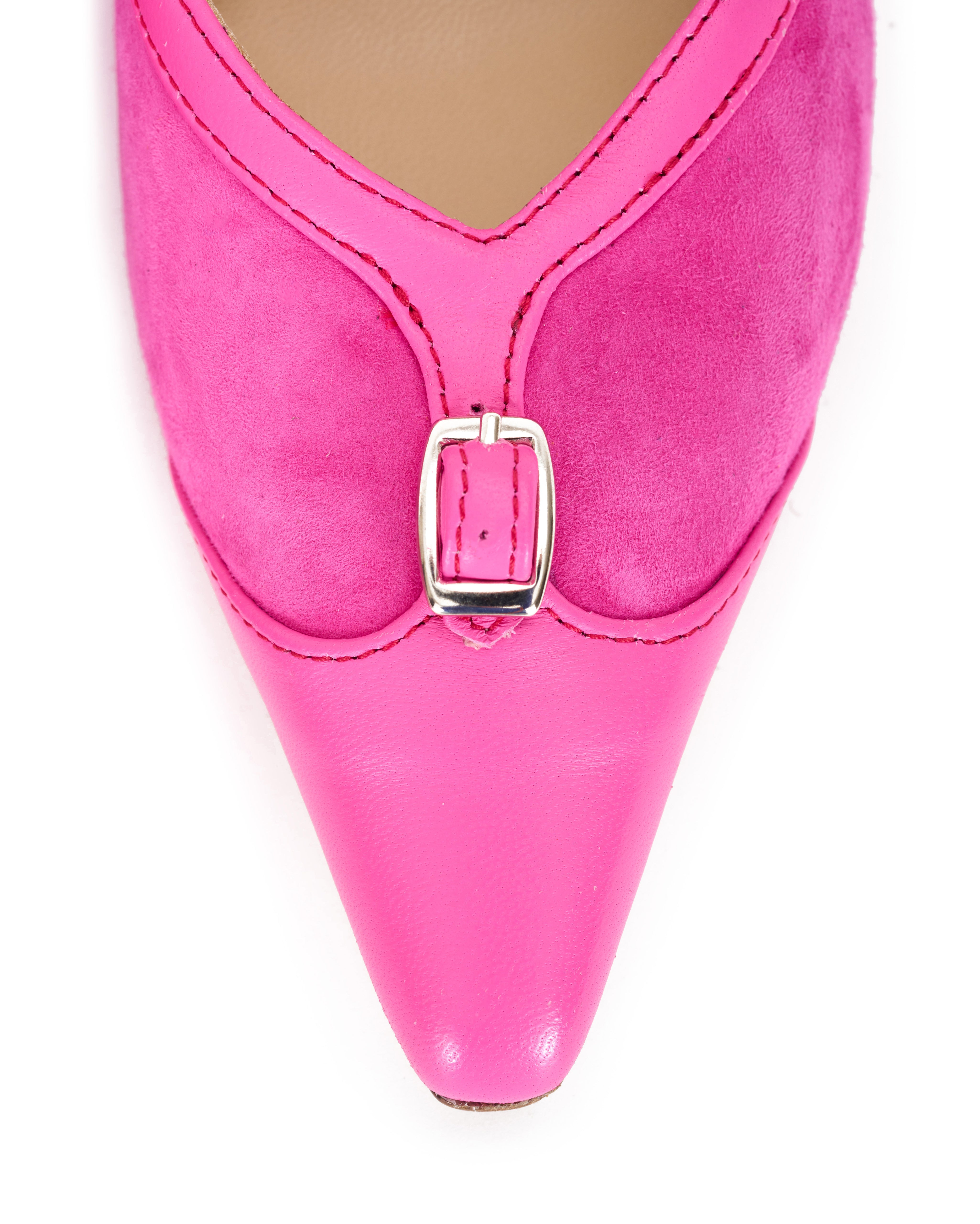 En cuir et en daim décolleté